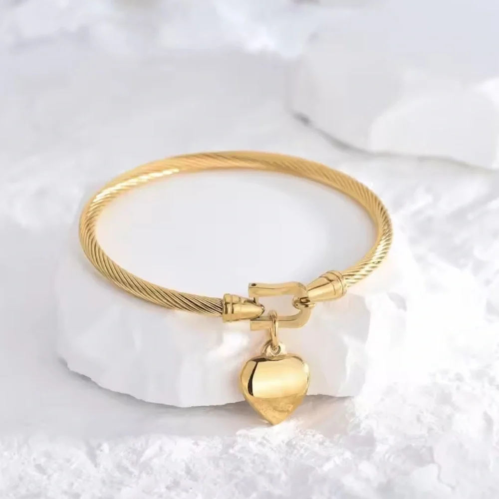 18k Gold Stainless Steel Heart Pendant Charm Bangle Bracelet